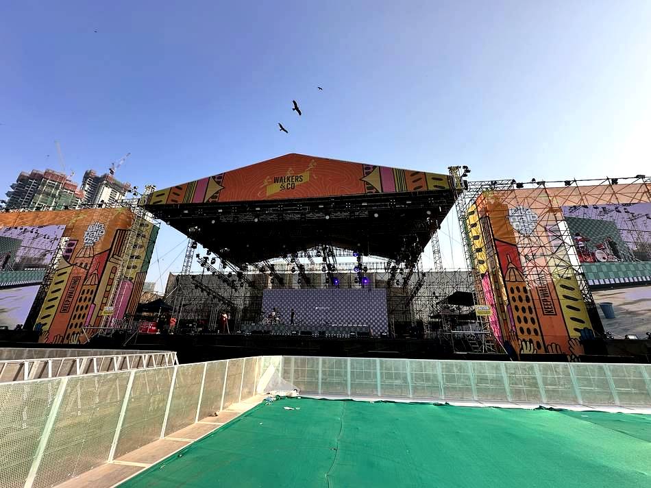Colourful festival main stage build at Lollapalooza India